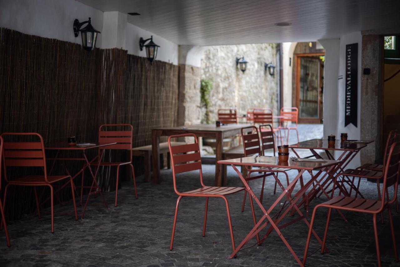 Peanut Medieval Lodge Saint-Ursanne Luaran gambar