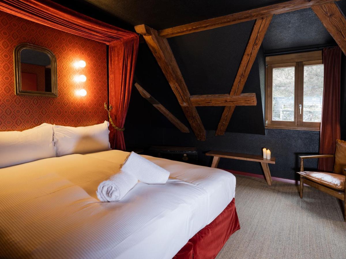 Peanut Medieval Lodge Saint-Ursanne Luaran gambar
