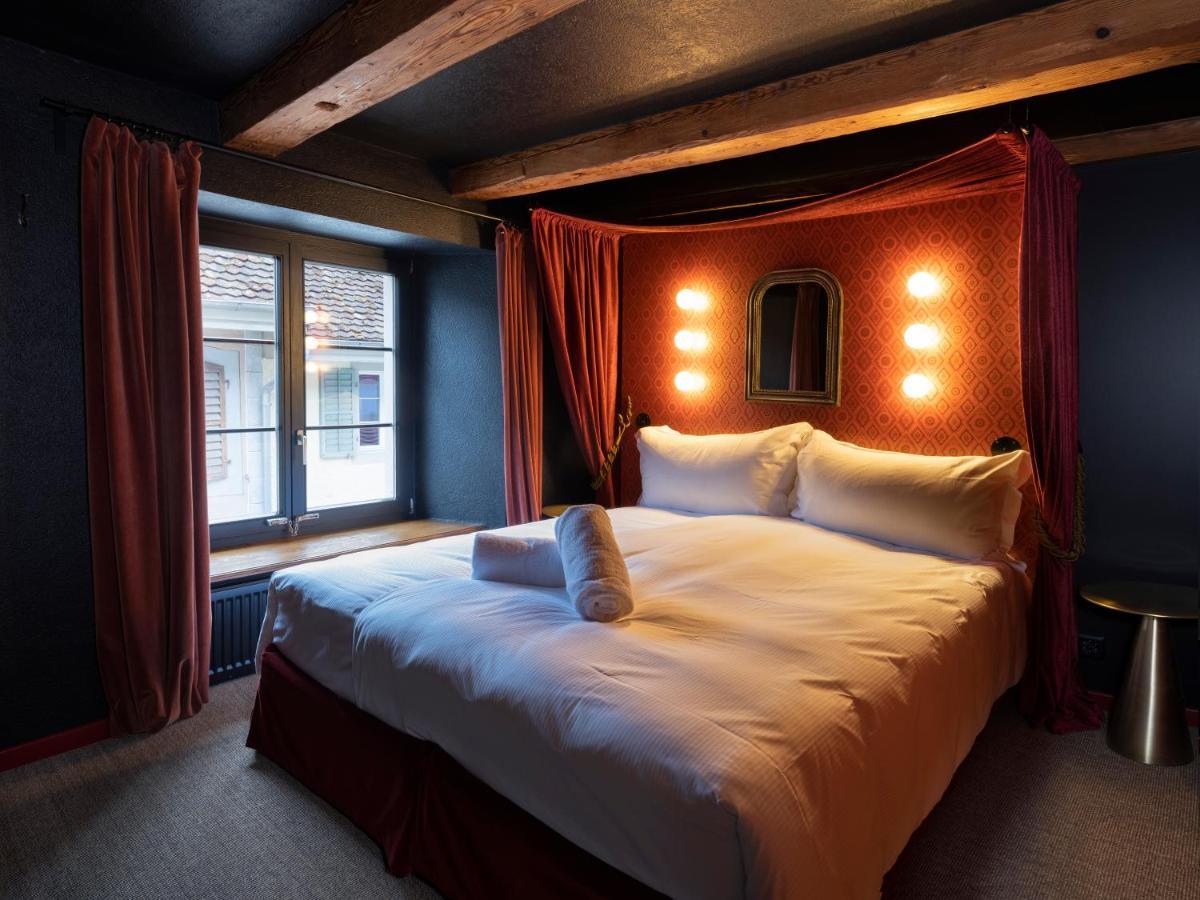 Peanut Medieval Lodge Saint-Ursanne Luaran gambar