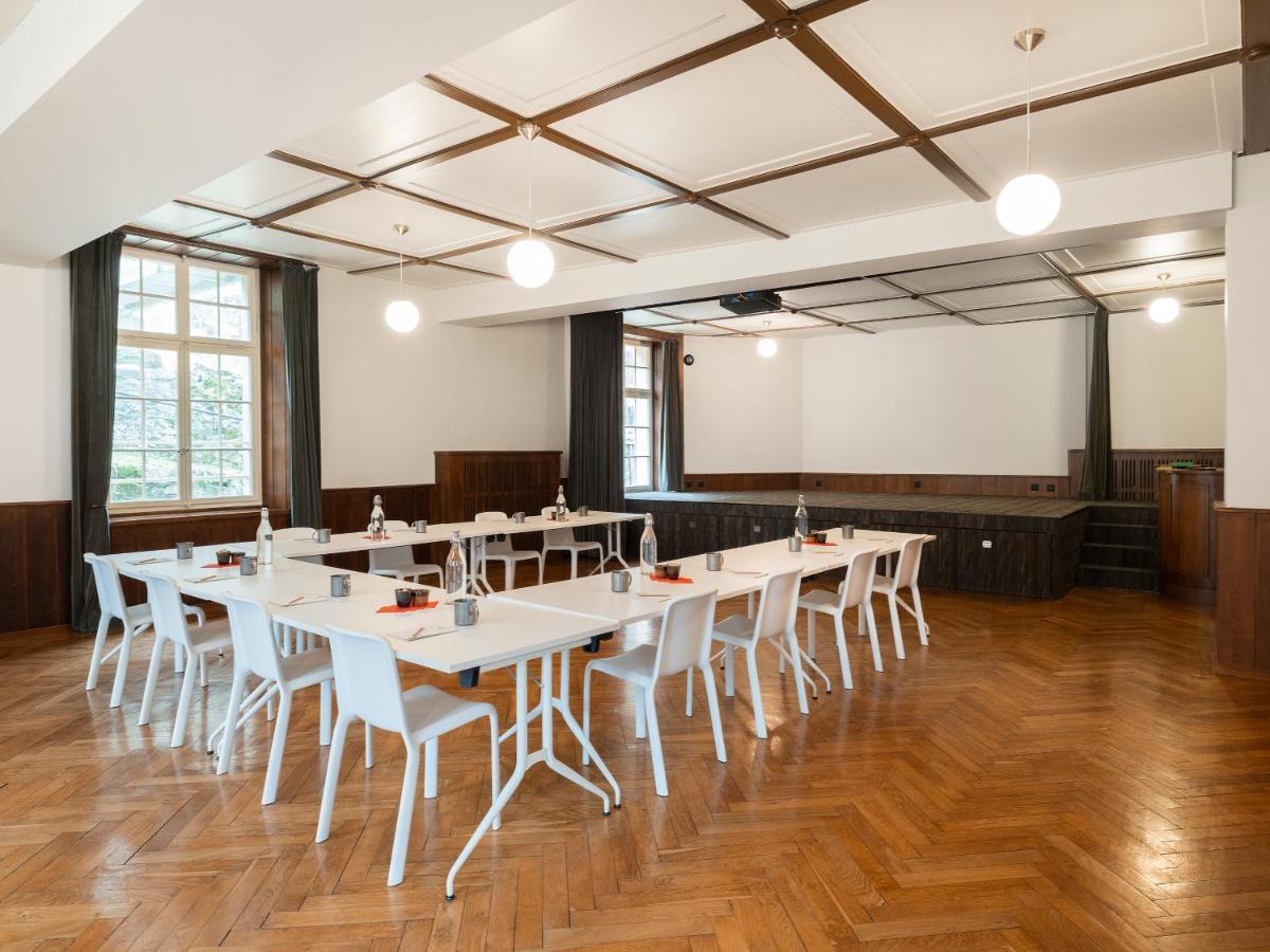Peanut Medieval Lodge Saint-Ursanne Luaran gambar